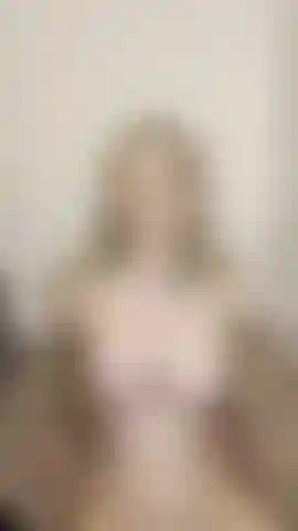 Os adoro diosas desnudas, botas y pies.