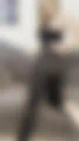 Adoración del culo después del gimnasio para la amante emma.