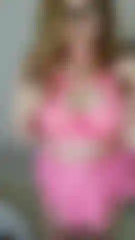 Take a look at the new pink outfit