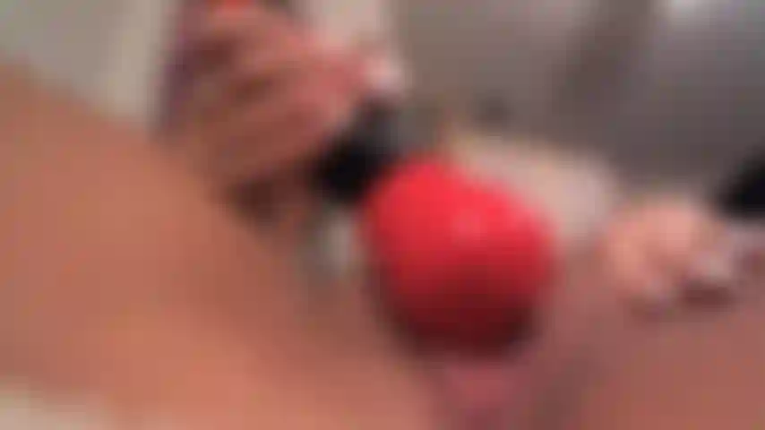 Juego de coño con doble penetración.