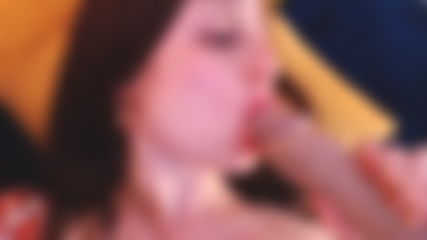 Usando el interior de mi boca caliente y húmeda para hacerte correrte, dame toda tu deliciosa leche.