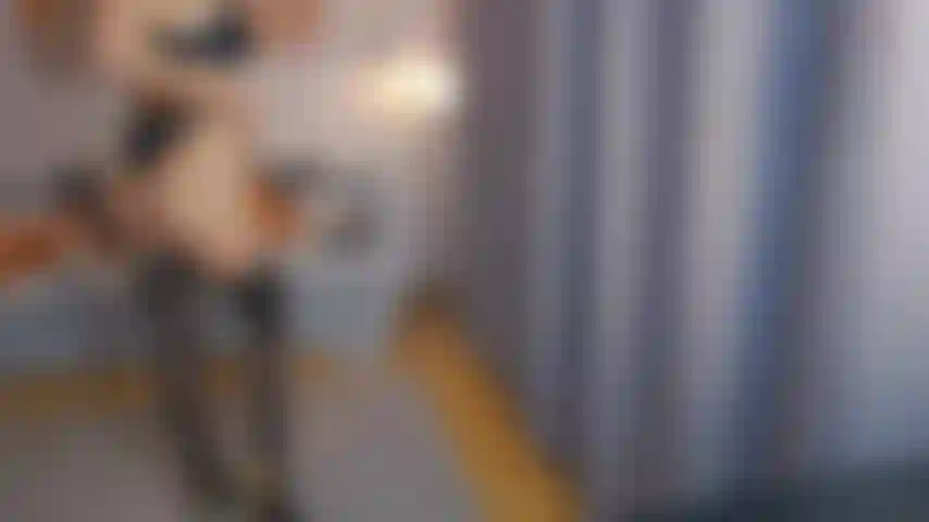 Prueba mi nueva lenceria caliente en medias, pasarela.