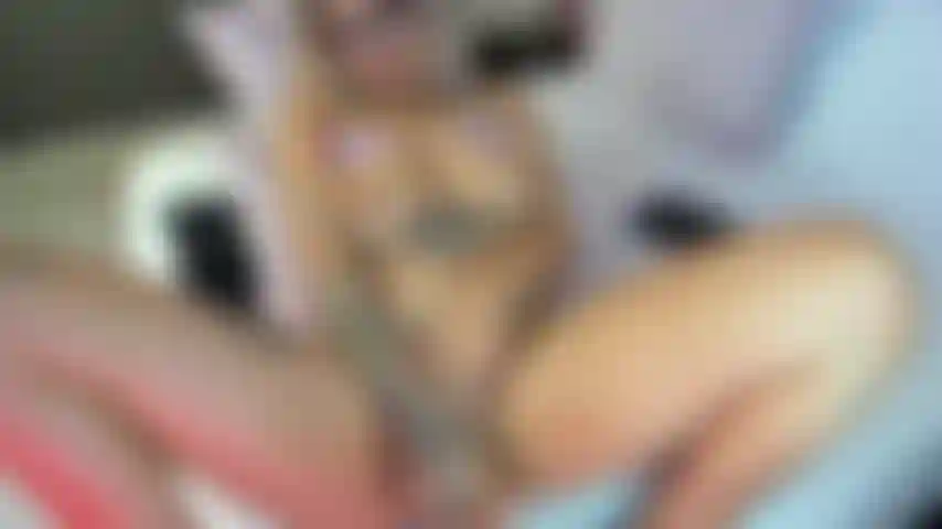 Fóllame profundo, siente como mi coño aprieta tu dura polla mientras chupas mis grandes tetas, hazlas tuyas mientras me llevas al límite y explotamos al mismo tiempo de placer.