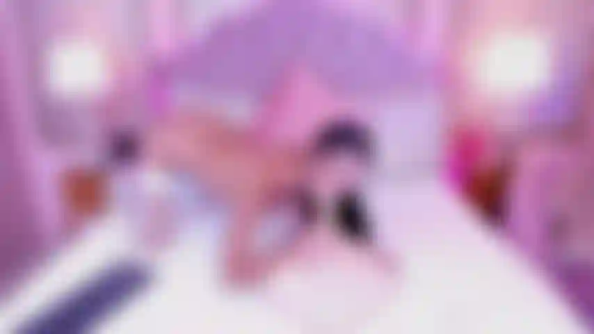 This cock makes me drool like crazy and chokes me until I can't breathe