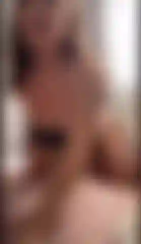 Ponme en perrito! Hazme comer esa almohada.