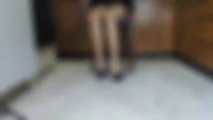 Medias nuevas, calzas negras.