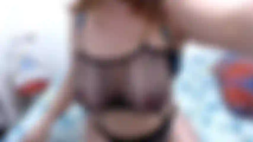 Segunda parte: ¡pies!. Lame, chupa, escupe, juega con mis pies.