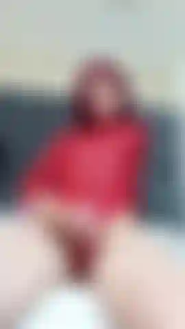 Coño peludo y mojado.