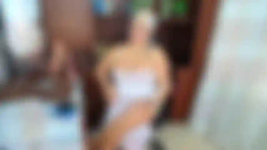 Jefa en su oficina sensual.