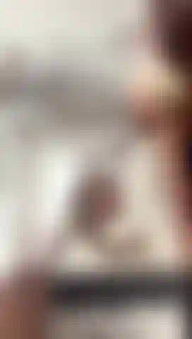 Secretaria folla su coño maduro en la oficina.