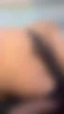 Latina madura tiene el culo apretadito y preparada para follar!!