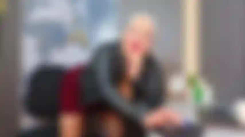 Your sexy mature woman wants to have fun