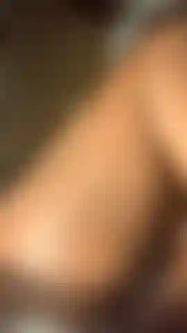 A full close-up steel dildo session with deep strokes, creaming, loud wet ASMR and a squirting finish. Nothing hidden and no distant camera angles.
