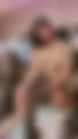 Una bbc y mi juguete! Solo necesito eso.