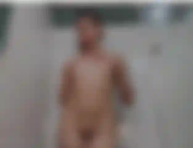 I love when the drops of oil fall I imagine it is delicious semen