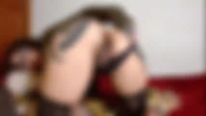 Follame el culo, 2 dedos.