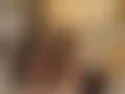 La víspera de año nuevo y me meto el coño con el semental de la oportunidad del consolador del dragón malo hasta el final y me follo profundo y duro hasta un orgasmo increíble. Gruñidos y caras de mierda, lencería cachonda y charla sucia.