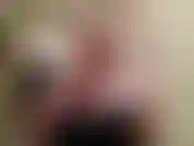 Mi primer video de corrida en el vestuario. Lo siento por la cámara inestable. No tenía lugar para dejar mi teléfono y me puse tan cachondo que solo tenía que tocar mi coño y hacerme correrme. Cuerpo temblando orgasmo publico semen.