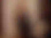 Tu novia tiene un regalo de navidad para ti yo, tu vecino de al lado. Ella me pide que la ate y que te llame para que me veas follarla y luego follarte para que te corras. Ella se come nuestra corrida interna.