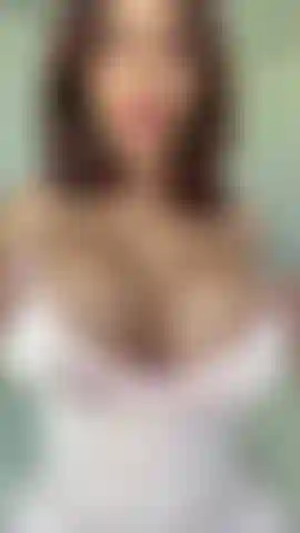 TITTY WORSHIP AND WANK Its all about the mommy milkers in this video...stroke that cock just as i  tell you...I'll count you down i want you to cover my huge juggs in your biggest hot sticky load 💦  you ready?
