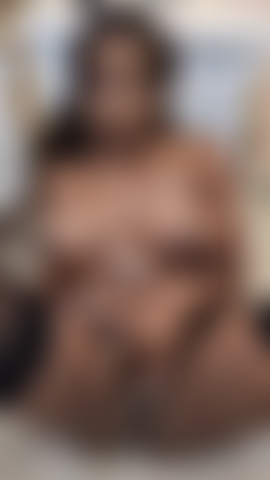 Mis tetas llenas de tu leche espesa mi amor.