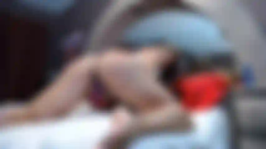 Juego de culo solo con juguete.