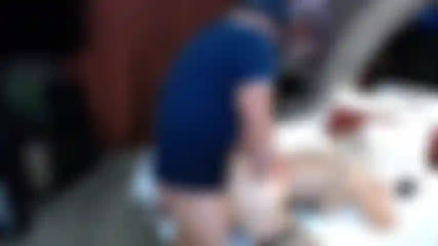 Bo blake golpeando a jenny taylor de doggies style.