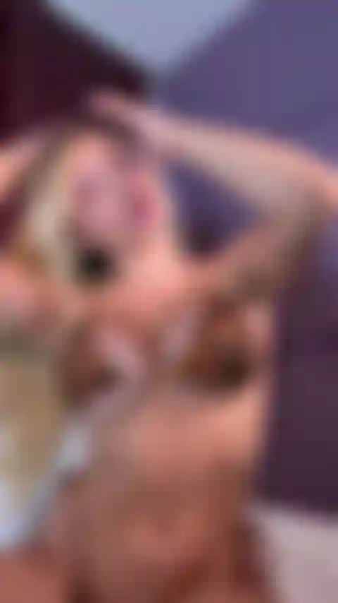 Mis grandes tetas necesitan un poco de respiro