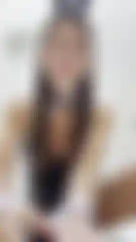 Conejita mandona joi.