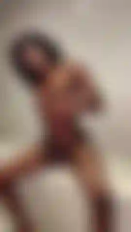 Quiero que hagas rebotar mi coño en tu polla.