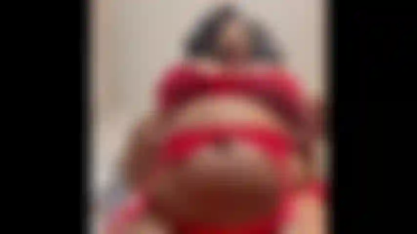 Me gustas en este ángulo (enciende tu teléfono).