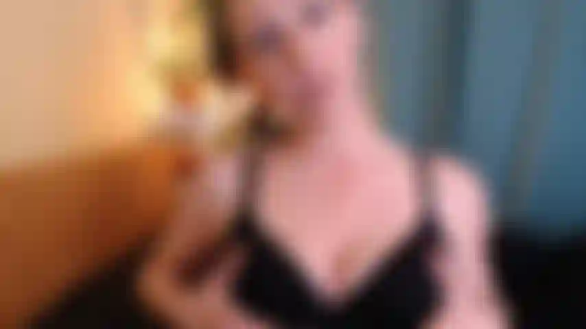 Escote y contacto visual.