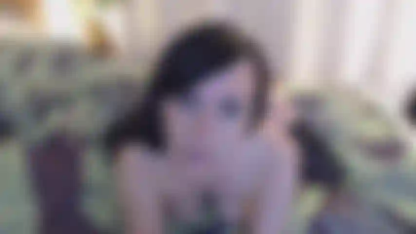 Chupando tu polla! Sensual mamada.