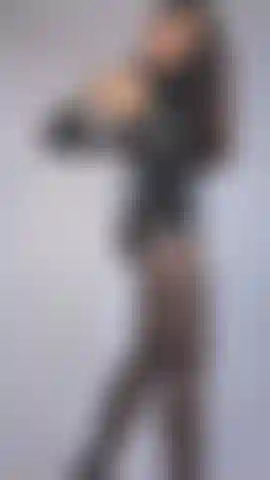 Pulidora de latex, adoro el culo en pantimedias. Probadita del video completo de 25 minutos...