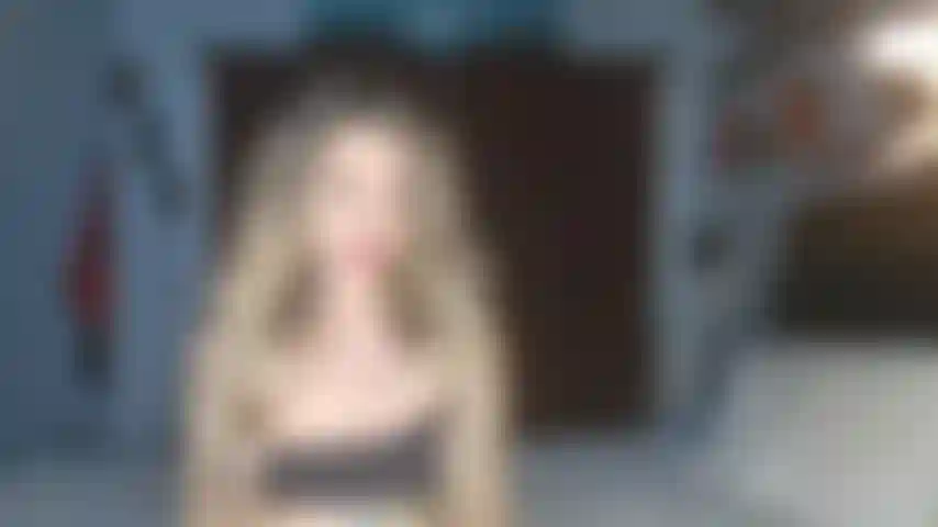 Pov perdedor escucha a diosa.