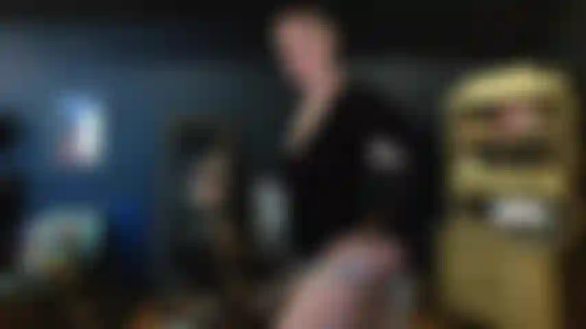 Cocksucker ama el cei y el arnés.