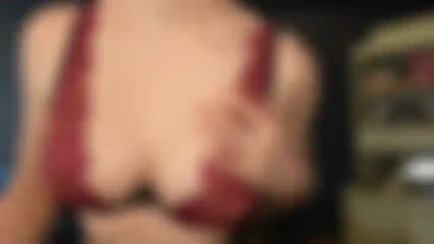 Mírame acariciar mi cinturón.