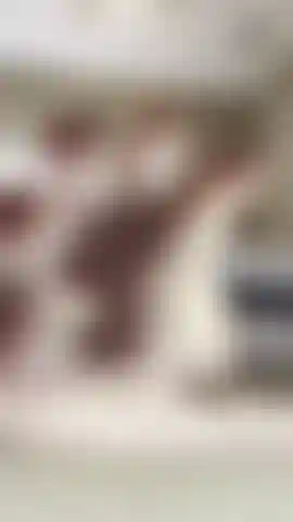 Me pongo loción en los pies después de la ducha.