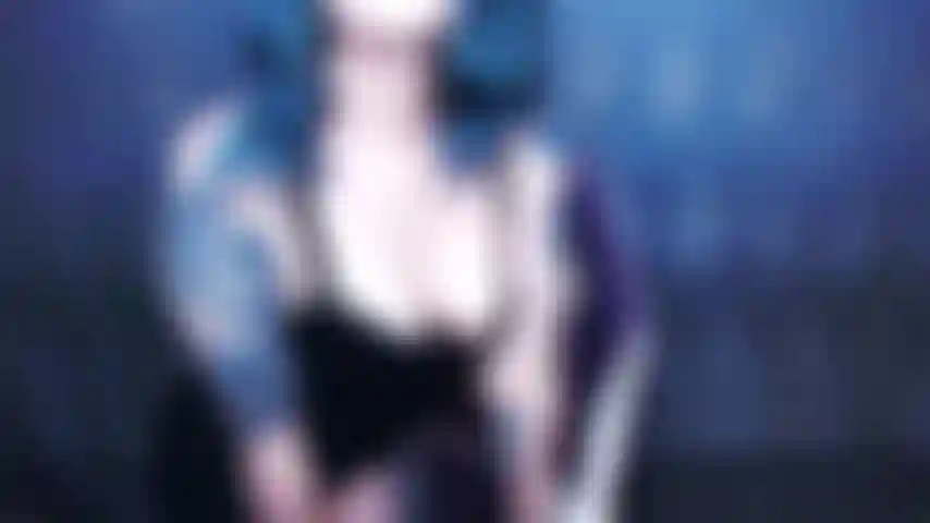 Olfateador de zapatillas sucias - pies y medias de red.