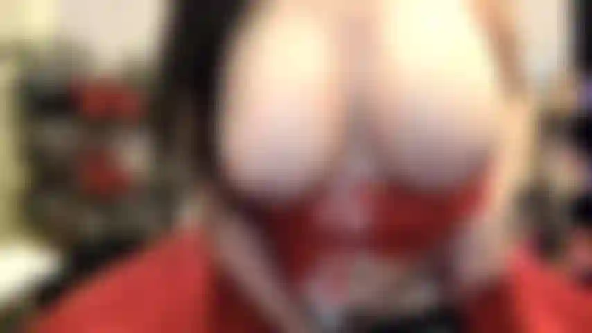 ( Gs.393) GoldieStar se presenta en show de oro. Roleplay(llamando a todos los chicos de la sala por su nombre...) 11 Minutos. Lencería roja, medias negras, tetas grandes, milf, squirting, anal, dp, coño abierto (16/12/20201).