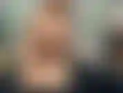 (32) GoldieStar juega con "el tipo". Después de follar y acariciar... Da joi y 20 cuenta regresiva.