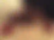 (95) GoldieStar en este conjunto de fotos de presentación de diapositivas usa un corsé negro y medias con tacones de diamantes de imitación rojos y usa un tapón anal vibrador negro.