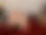 (39) GoldieStar calza botas rojas de látex y se folla el culo y el coño hasta chorrear...