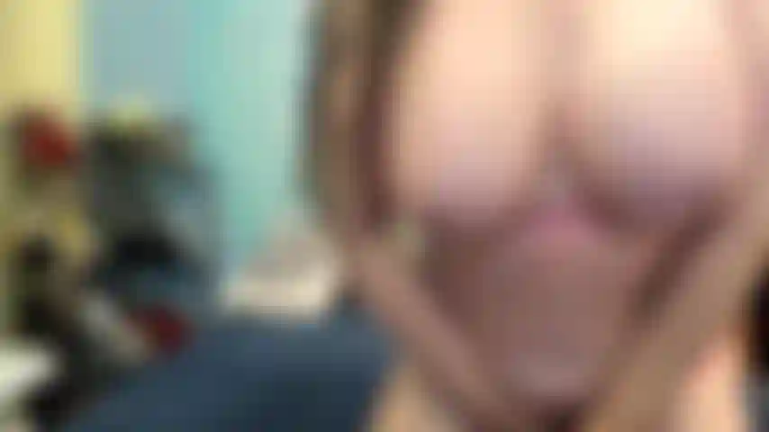 ( Gs.577) GoldieStar se presenta en show de oro - 11:01 minutos. Gilf, tetas grandes, coñito peludo, squirting, anal, dp (22/05/2022).