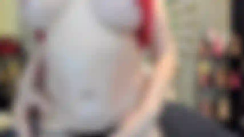 ( Gs.867) GoldieStar se presenta en show de oro - 15 minutos. Coño peludo, pies descalzos, tetas grandes, aceite, dedos en el culo, anal, crema cum, squirting, primeros planos (17/12/2022).