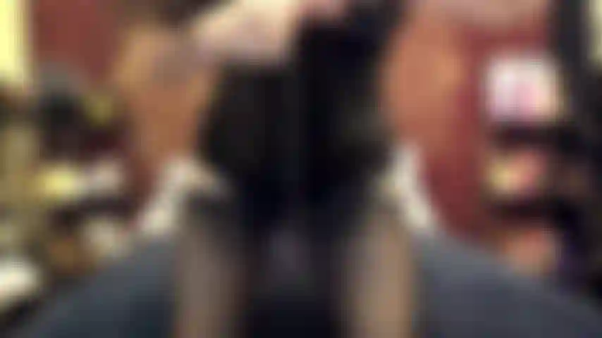 ( Gs.381) GoldieStar se presenta en show de oro. Roleplay(llamando a todos los chicos de la sala por su nombre...) 11:01 Minutos. Corset negro. Medias negras. Tacones rojos, milf, gran consolador morado, squirting, anal, dp (12/12/2021).