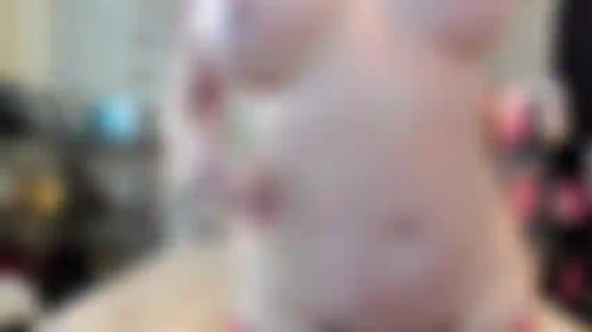 ( Gs.911) GoldieStar se presenta en show de oro - 10 minutos. Pies descalzos, tetas grandes, culo grande, gilf, coño peludo, squirting, anal, doble penetración, todos consoladores blancos (11/03/2023).