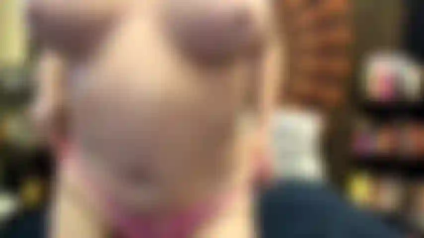 ( Gs.776) GoldieStar se presenta en show de oro - 10:01 minutos. Gilf, pies descalzos, coñito peludo, squirting, anal, dp (11/10/2022).