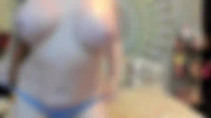 ( Gs.861) GoldieStar se presenta en show de oro - 9:59 minutos. Gilf, coño peludo, pies descalzos, squirting, tetas grandes, culo grande, semen cremoso, anal, doble penetración, todos consoladores blancos (16/12/2022).