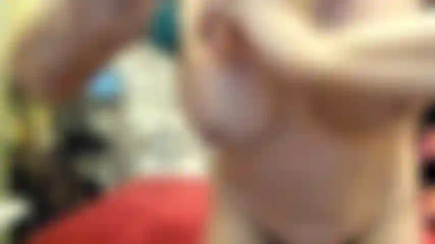 ( Gs.800) GoldieStar se presenta en show de oro - 15 minutos. Pies descalzos, tetas grandes, culo grande, coño peludo, squirting, gran consolador rosa, semen cremoso, juego de pies, anal, dp (13/11/2022).